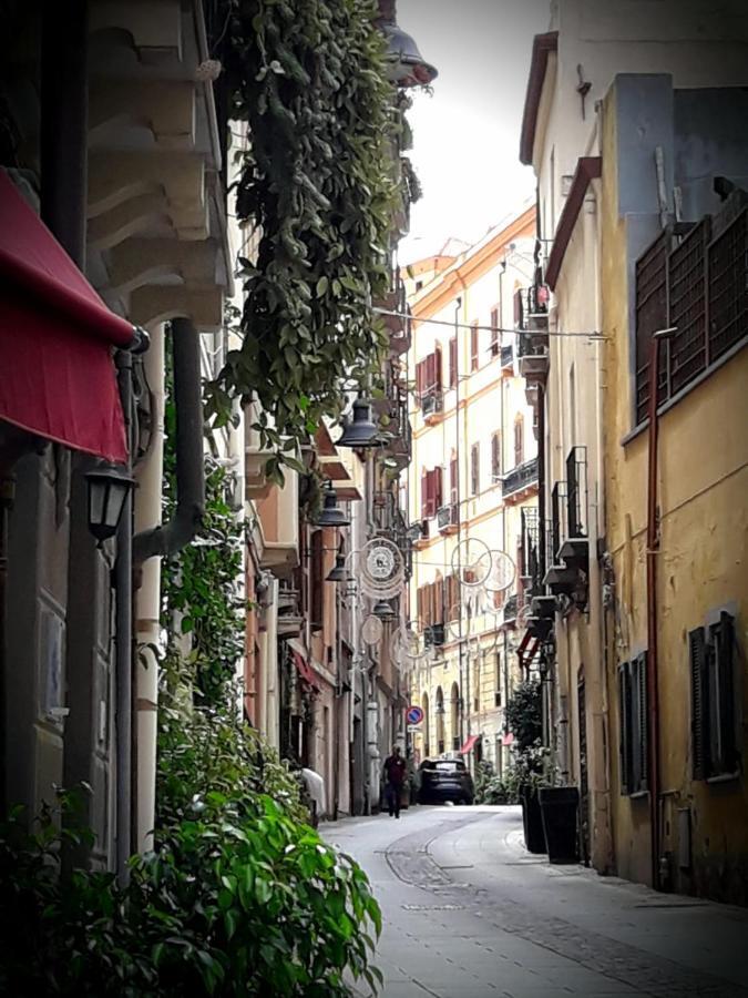 Via San Giacomo 10 Cagliari Eksteriør bilde